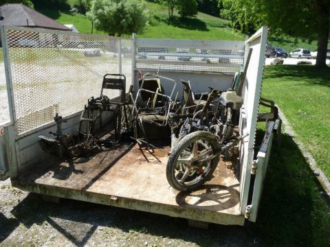 Déchets sortis du lac de Morêtel-de-Mailles