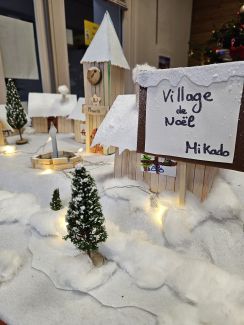 Village de Noël Mikado